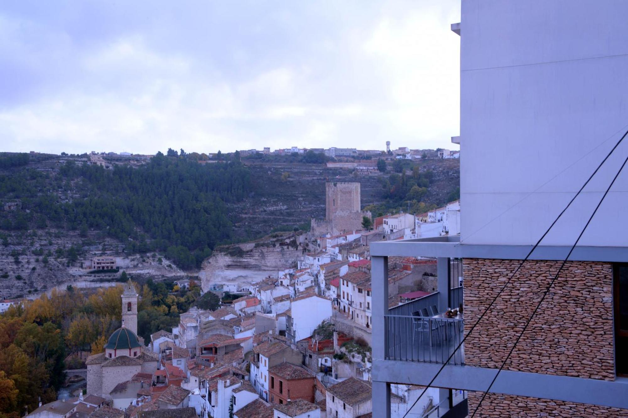 Casas Colgadas Alcala Del Jucar Exterior photo