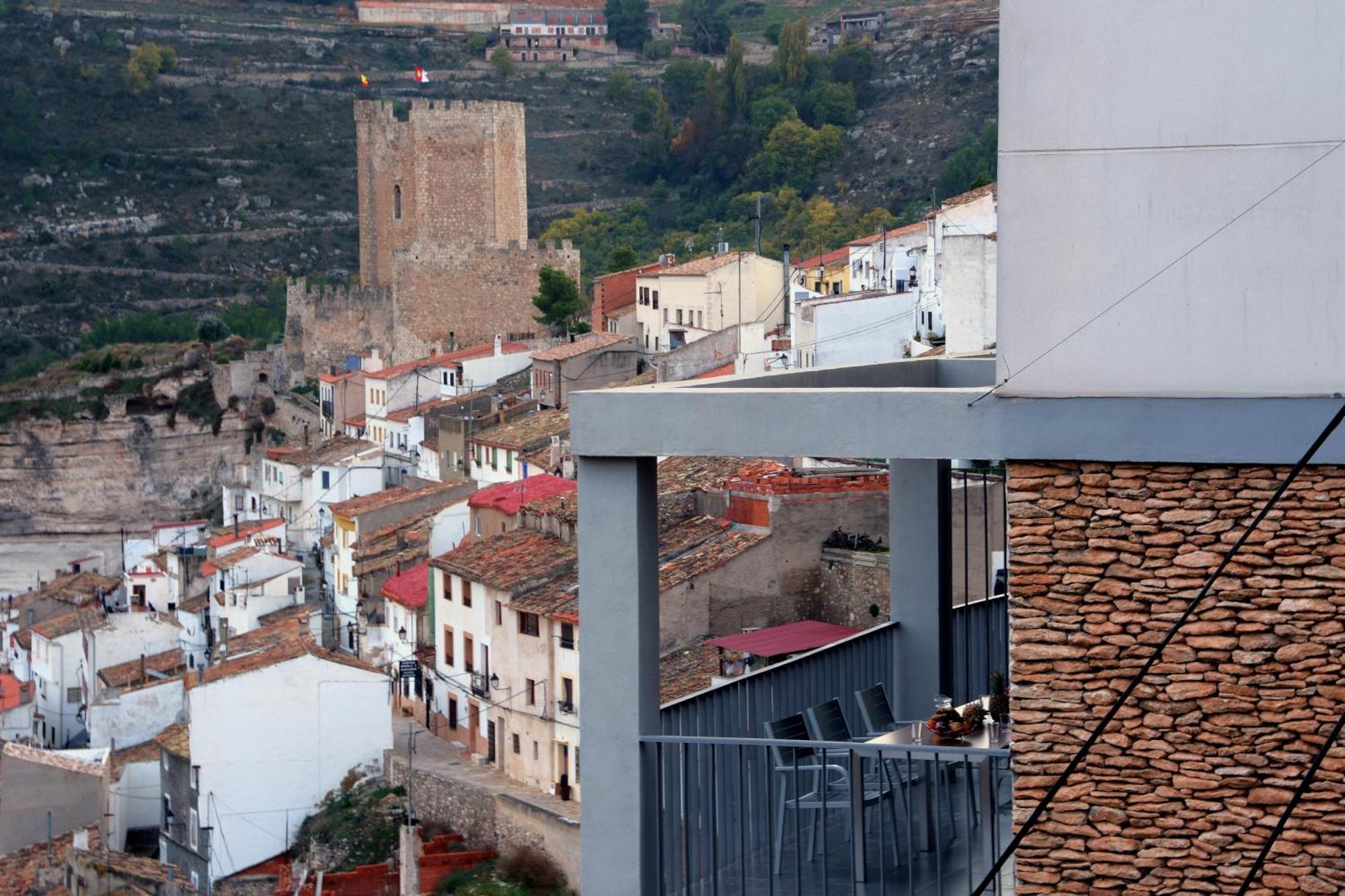 Casas Colgadas Alcala Del Jucar Exterior photo
