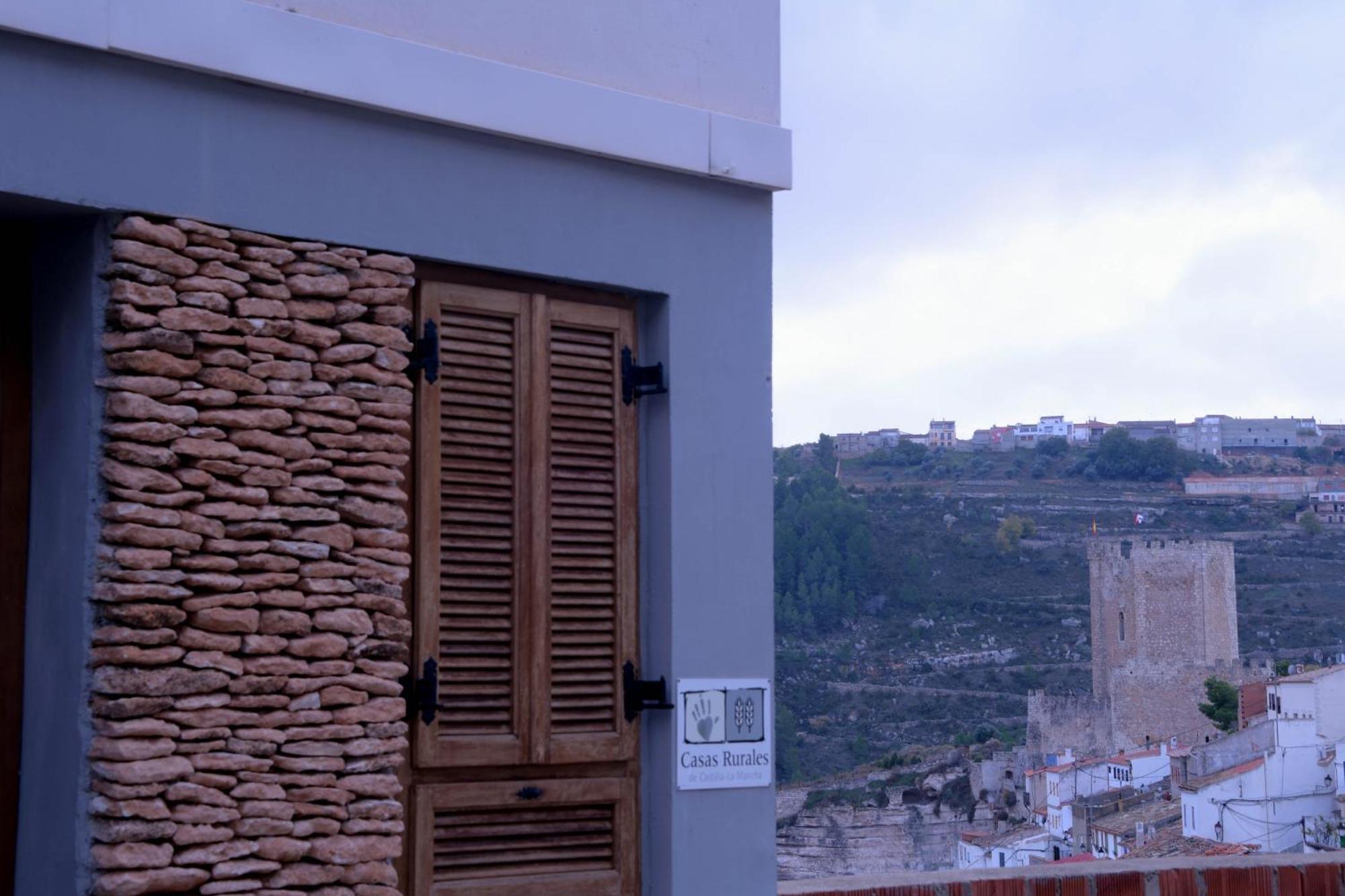 Casas Colgadas Alcala Del Jucar Exterior photo